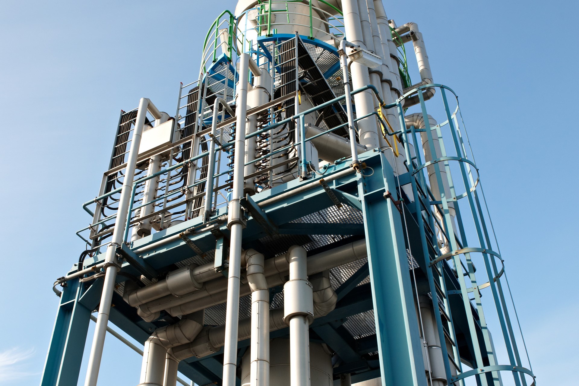 Destillation Production Custom Manufacturing Saltigo