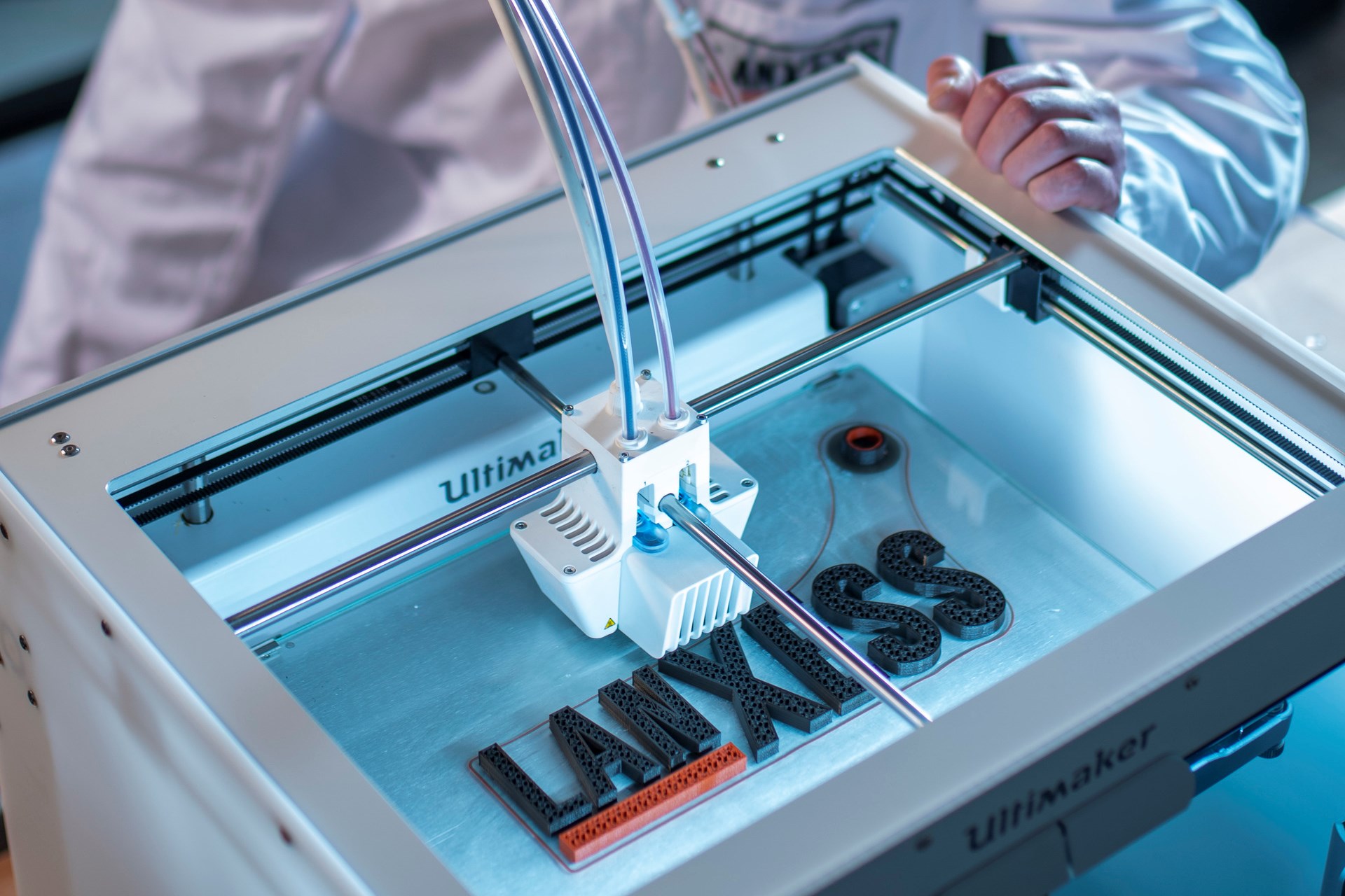 3D打印长丝生产用无机颜料。
